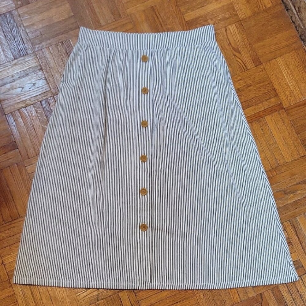 Denim&Co Blue and White Striped A-Line Skirt Size Medium